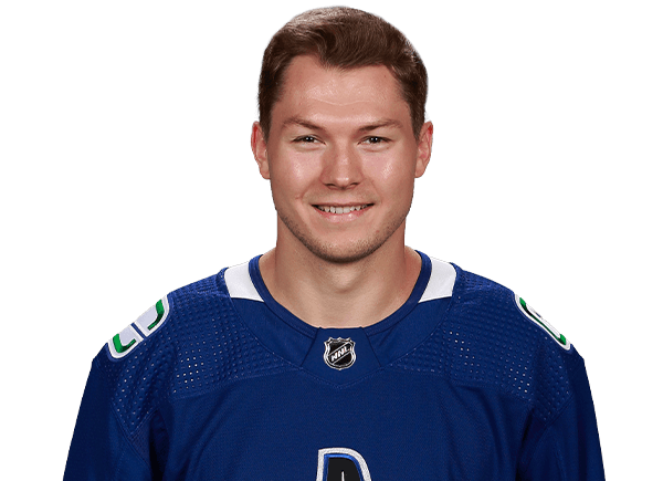 Curtis Lazar's headshot.